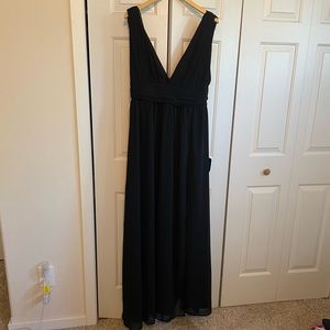 Lulu’s black long sleeveless dress